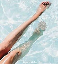 揭秘黄色视频9官方版：趣味背后的人物变化与行业趋势